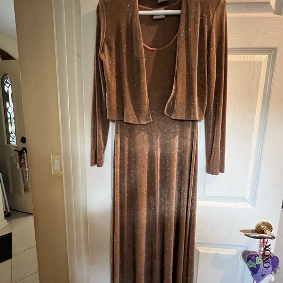Rabbitt Shimmery Gold Gown - Women’s Sz 10 - Picture 2 of 3